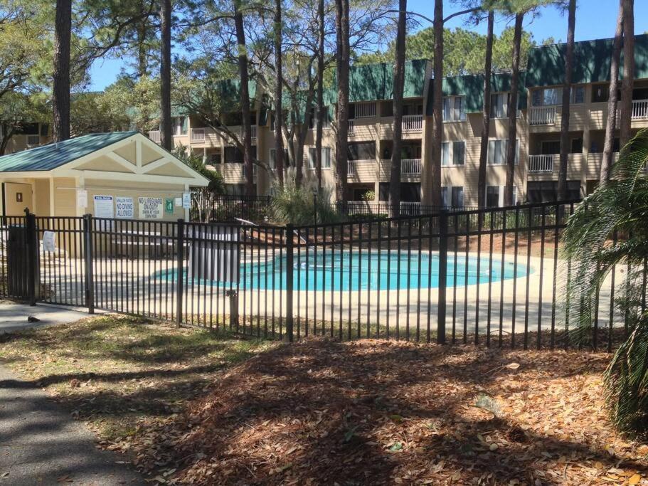 Peaceful Treetop Condo - 2Br/2Ba Hilton Head Island Exterior foto